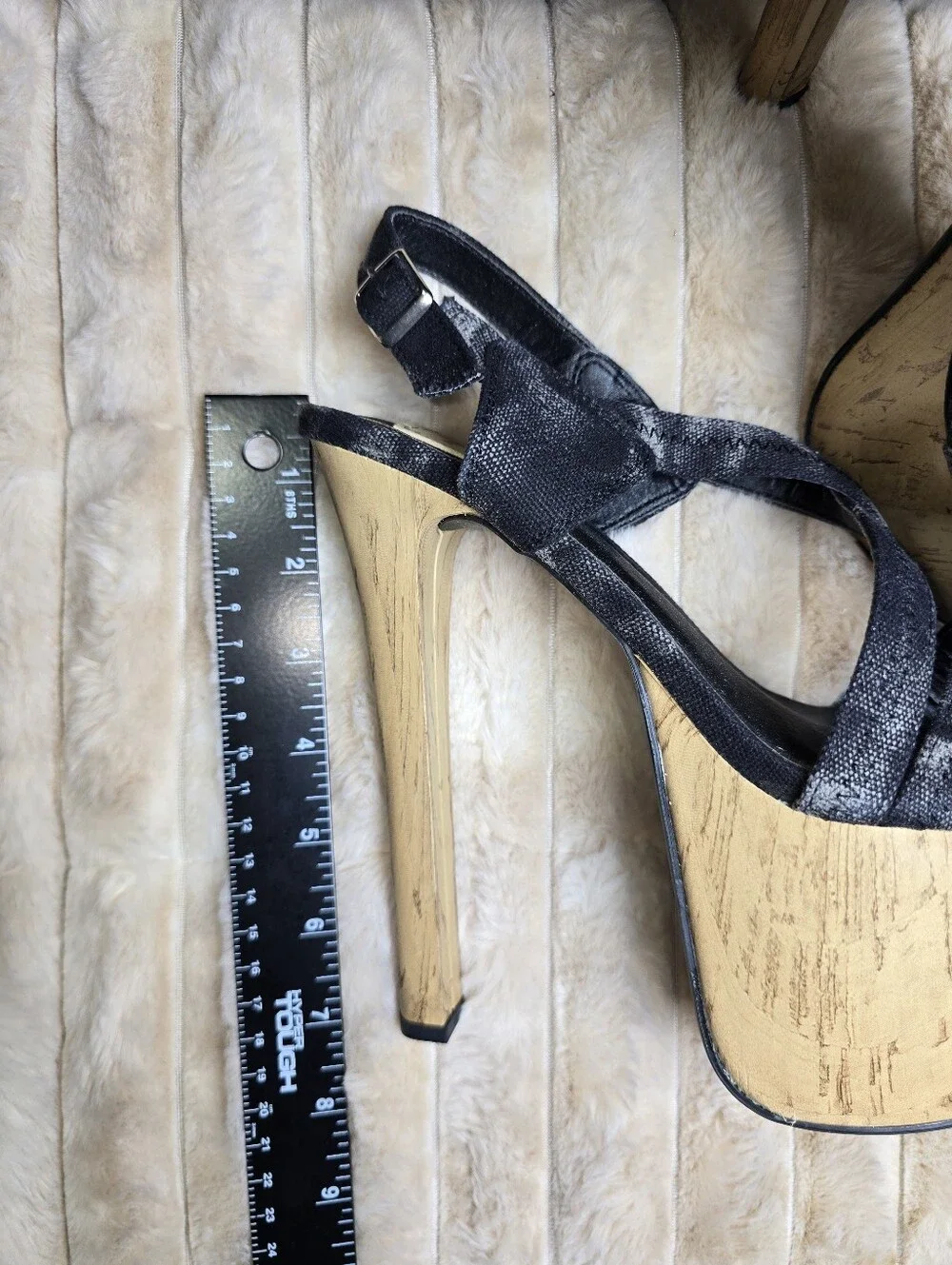 FRH Fahrenheit Black Silver Textured Cork Platform High Heel Sandals Size 8